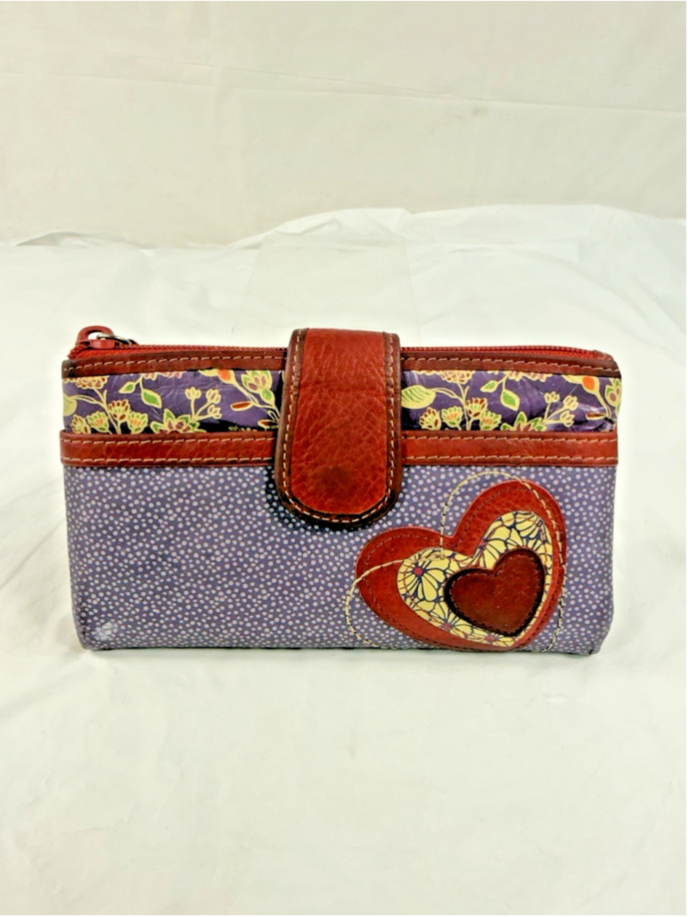 Fossill Heart Appliqué Leather Card Clutch Wallet